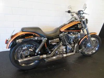 HARLEY-DAVIDSON SUPER GLIDE – foto 3