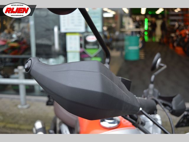 triumph - scrambler-400-x