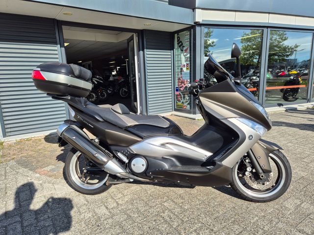 yamaha - tmax-tech-max