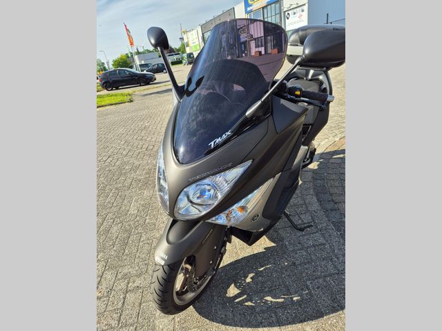 yamaha - tmax-tech-max