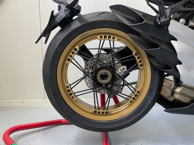 mv-agusta - superveloce-800-s