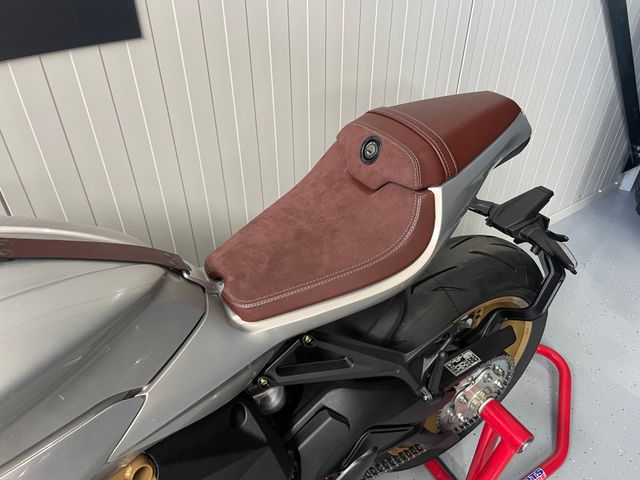 mv-agusta - superveloce-800-s