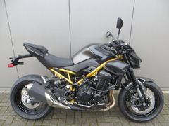 KAWASAKI Z900