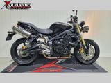 TRIUMPH STREET TRIPLE 675