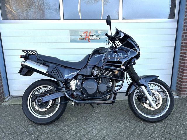 triumph - tiger-900