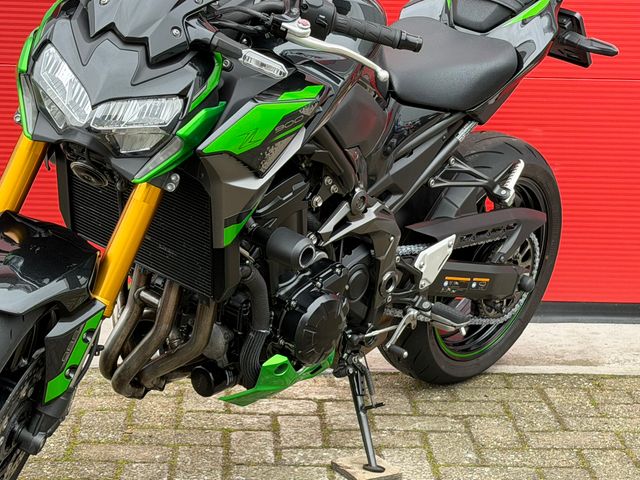 kawasaki - z900-se