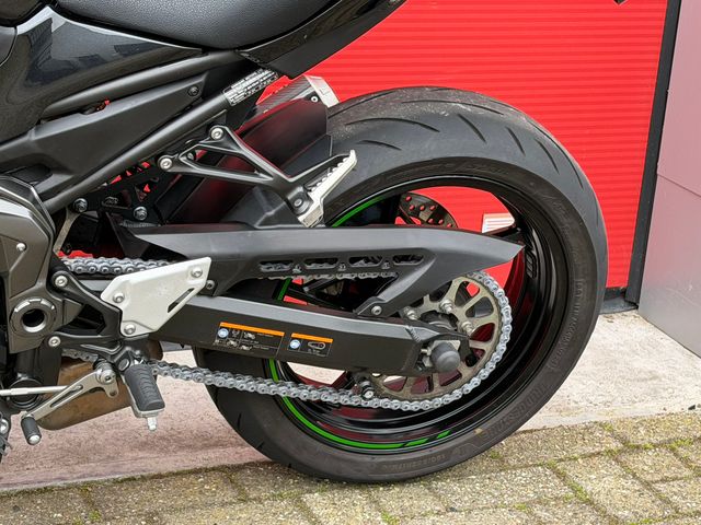kawasaki - z900-se