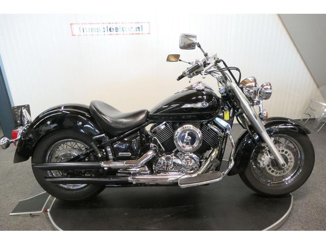 yamaha - xvs-1100-a-dragstar-classic