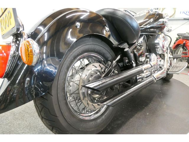 yamaha - xvs-1100-a-dragstar-classic