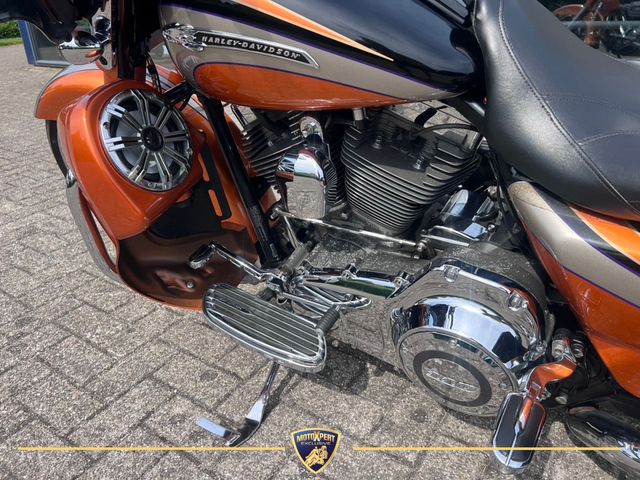 harley-davidson - street-glide-cvo-flhxse