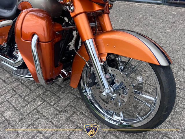 harley-davidson - street-glide-cvo-flhxse