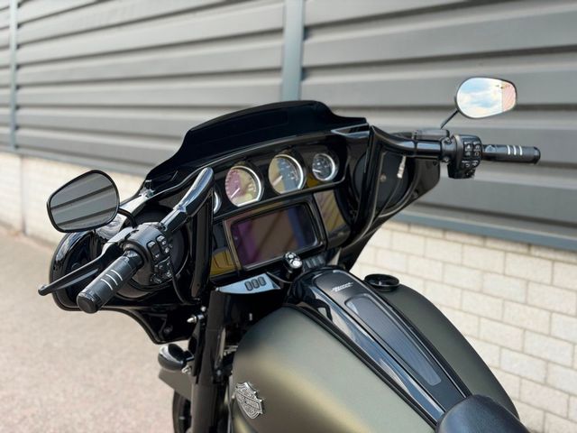harley-davidson - street-glide-special-114