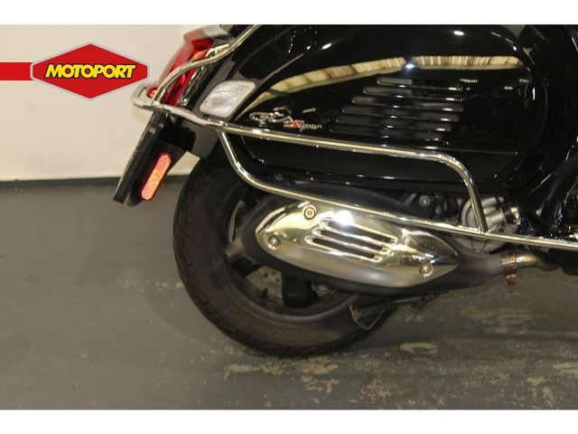 vespa - gts-300