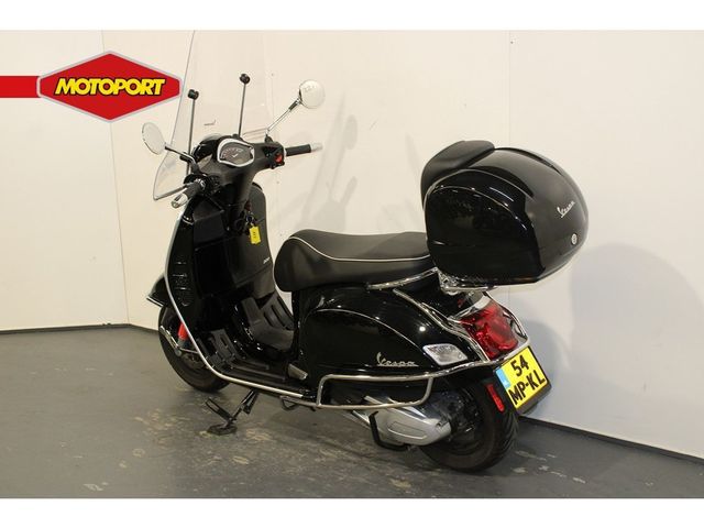 vespa - gts-300