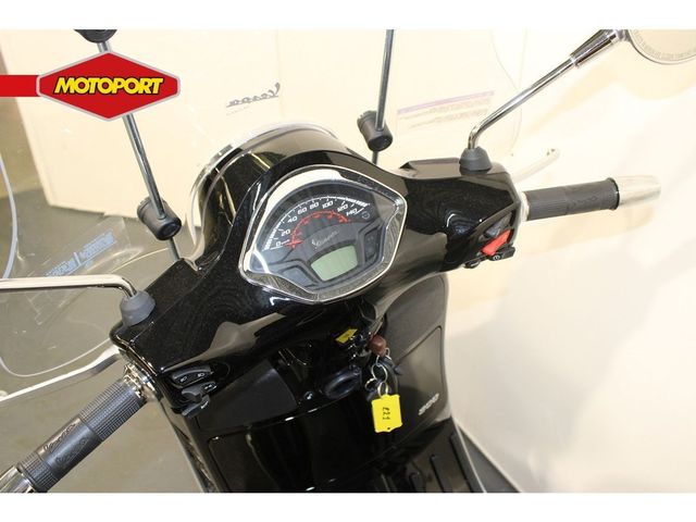 vespa - gts-300