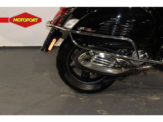 vespa - gts-300