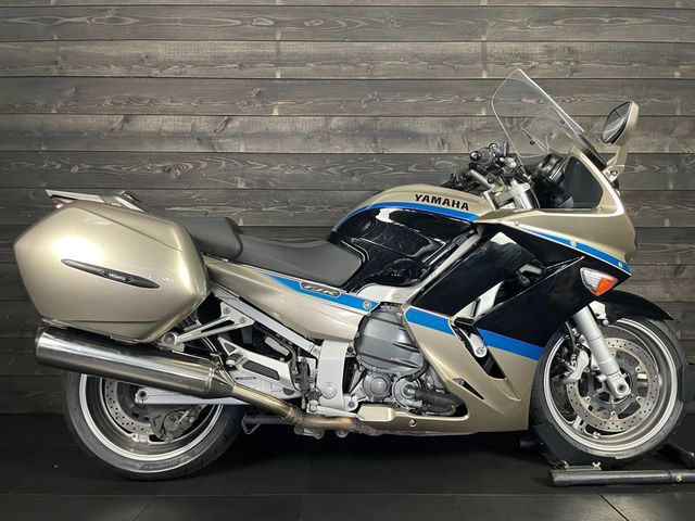 yamaha - fjr-1300