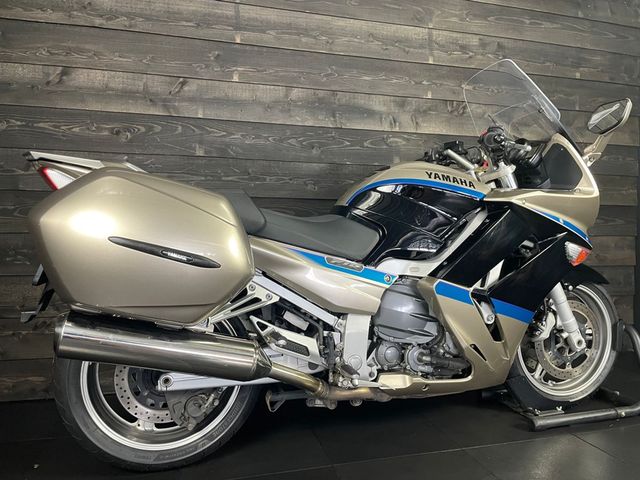 yamaha - fjr-1300