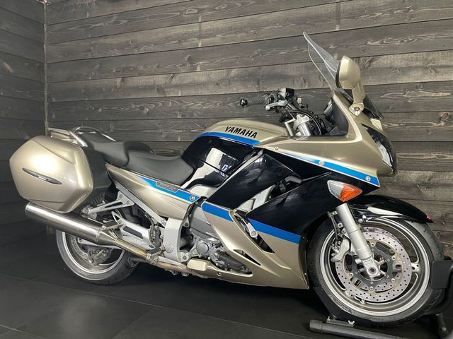 yamaha - fjr-1300