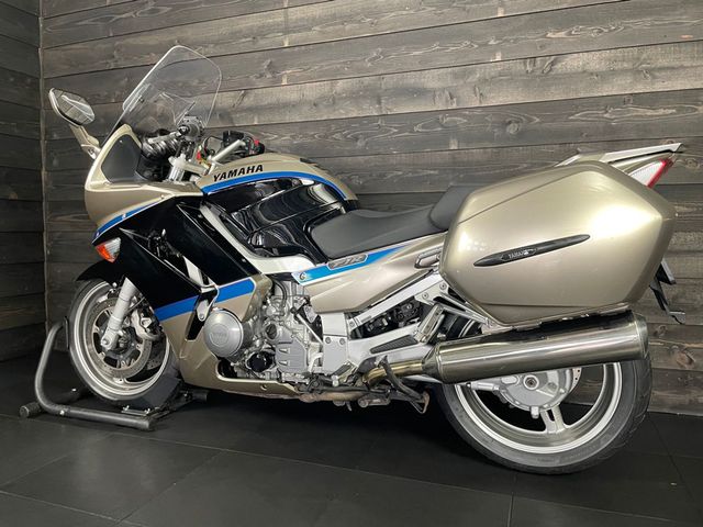 yamaha - fjr-1300