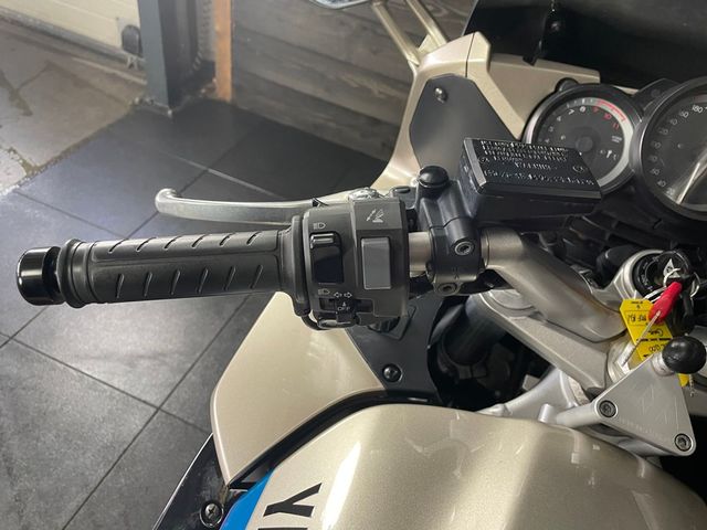 yamaha - fjr-1300