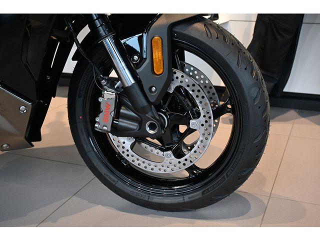bmw - r-1300-rs