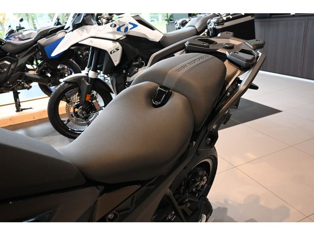 bmw - r-1300-rs