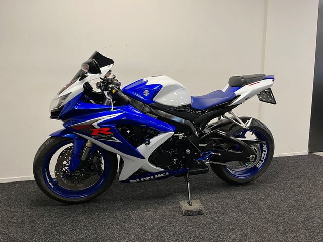 suzuki - gsx-r-600