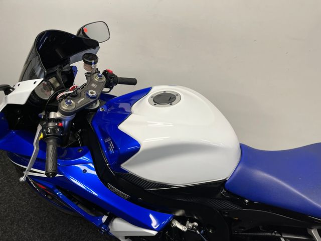 suzuki - gsx-r-600