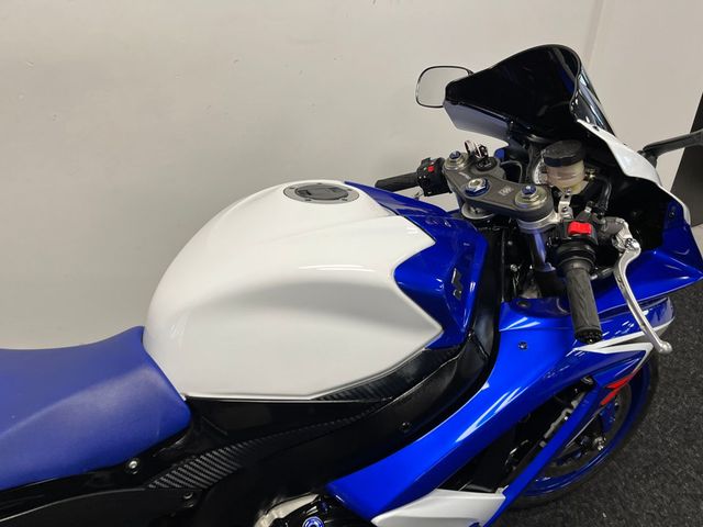 suzuki - gsx-r-600