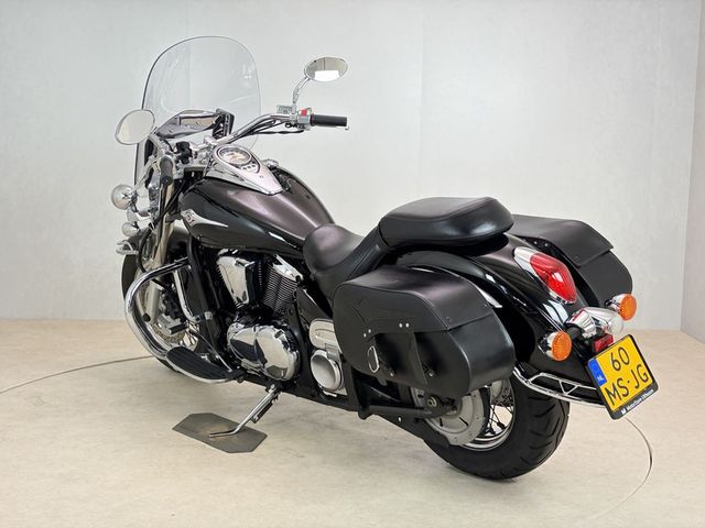 kawasaki - vn-900-classic