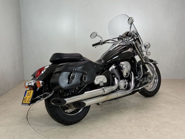 kawasaki - vn-900-classic