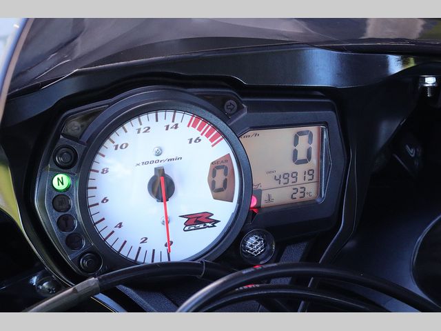 suzuki - gsx-r-750