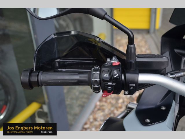 bmw - r-1250-gs-adventure