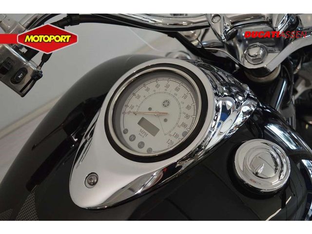 yamaha - xvs-1100-a-dragstar-classic