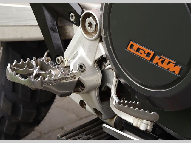 ktm - 690-enduro-r