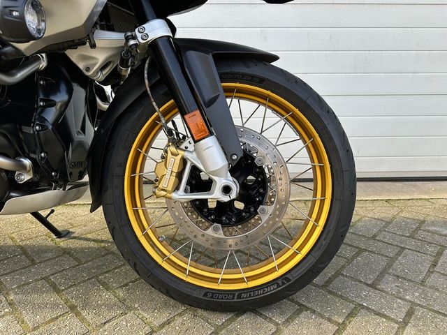 bmw - r-1250-gs-adventure