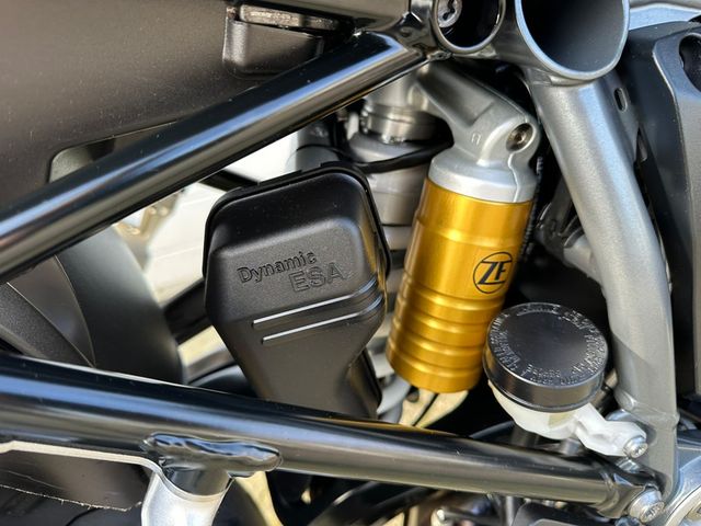 bmw - r-1250-gs-adventure