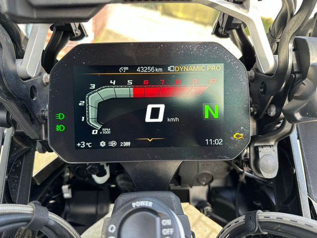 bmw - r-1250-gs-adventure