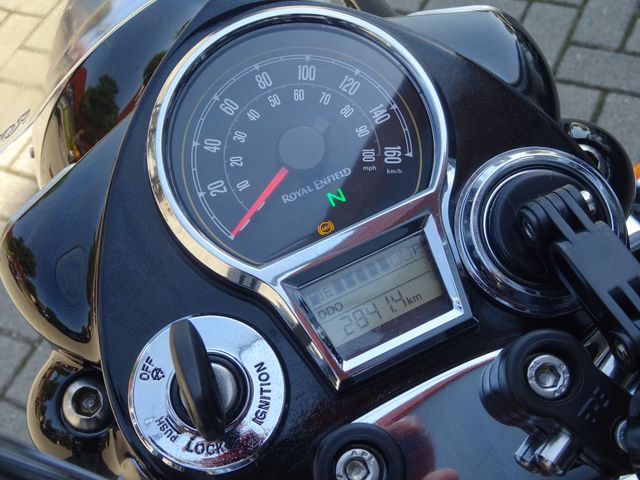 royal-enfield - classic-350