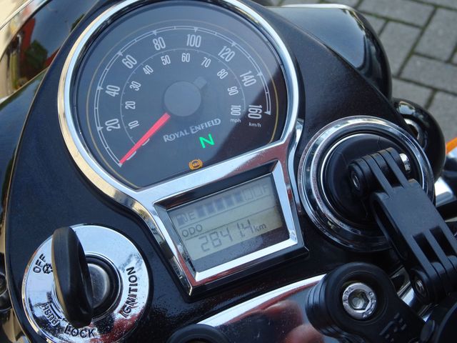 royal-enfield - classic-350