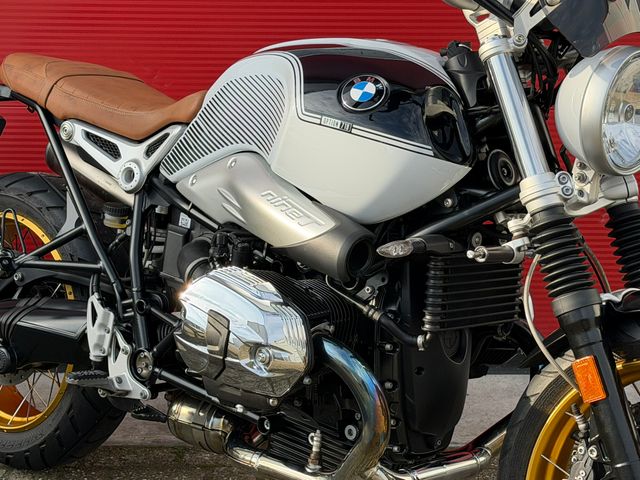 bmw - r-nine-t-scrambler