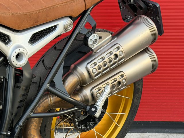 bmw - r-nine-t-scrambler