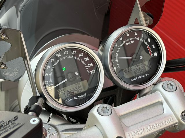 bmw - r-nine-t-scrambler