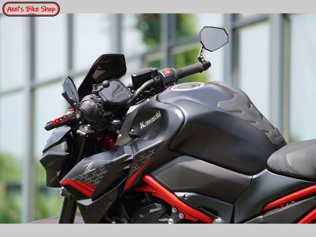 kawasaki - z900