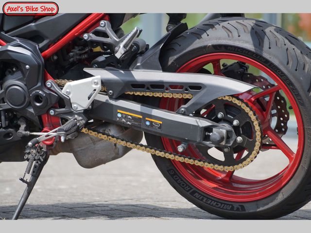 kawasaki - z900