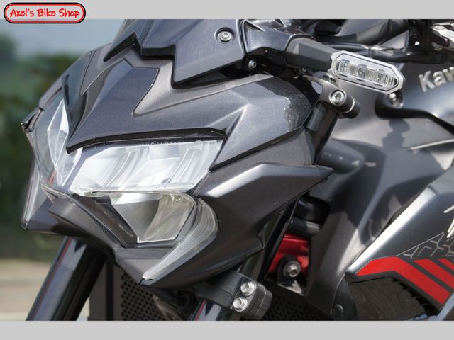 kawasaki - z900
