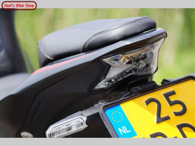 kawasaki - z900