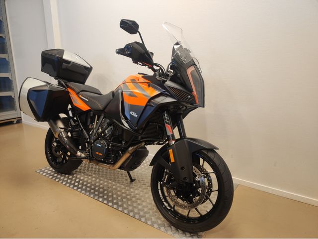 ktm - 1290-super-adventure-s