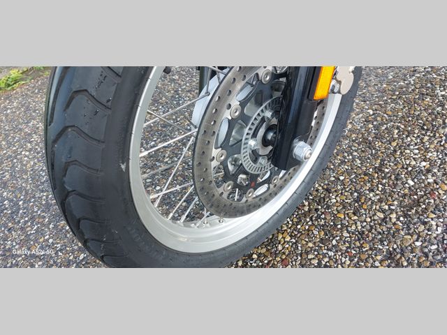 royal-enfield - interceptor-650